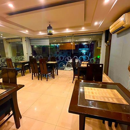 Palki Cafe & Stay Ludhiana Exteriör bild
