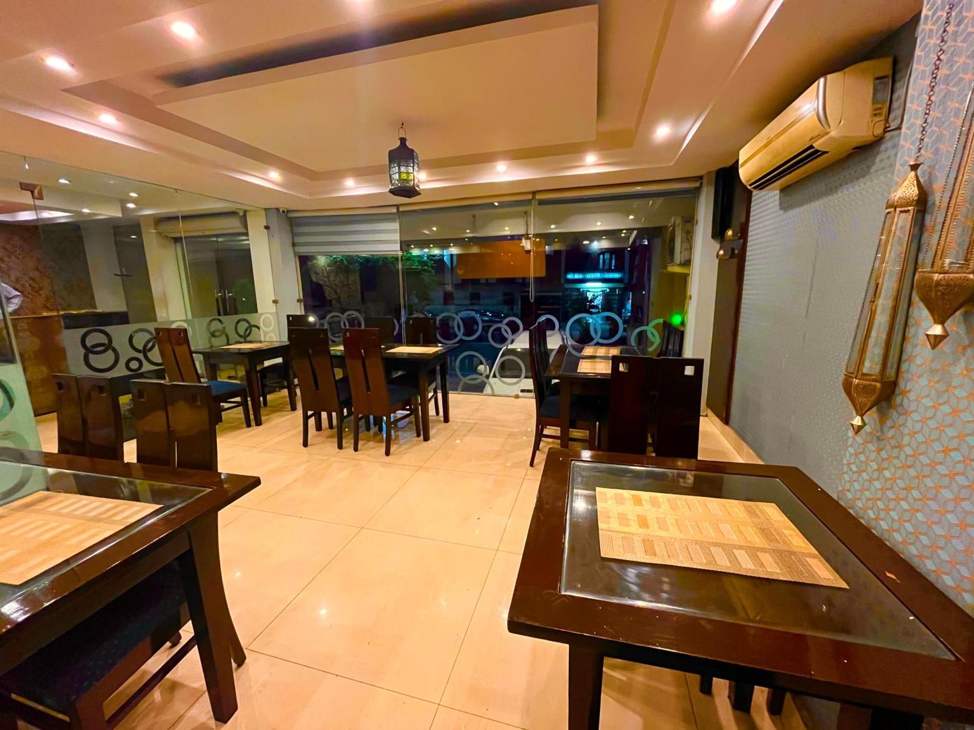 Palki Cafe & Stay Ludhiana Exteriör bild